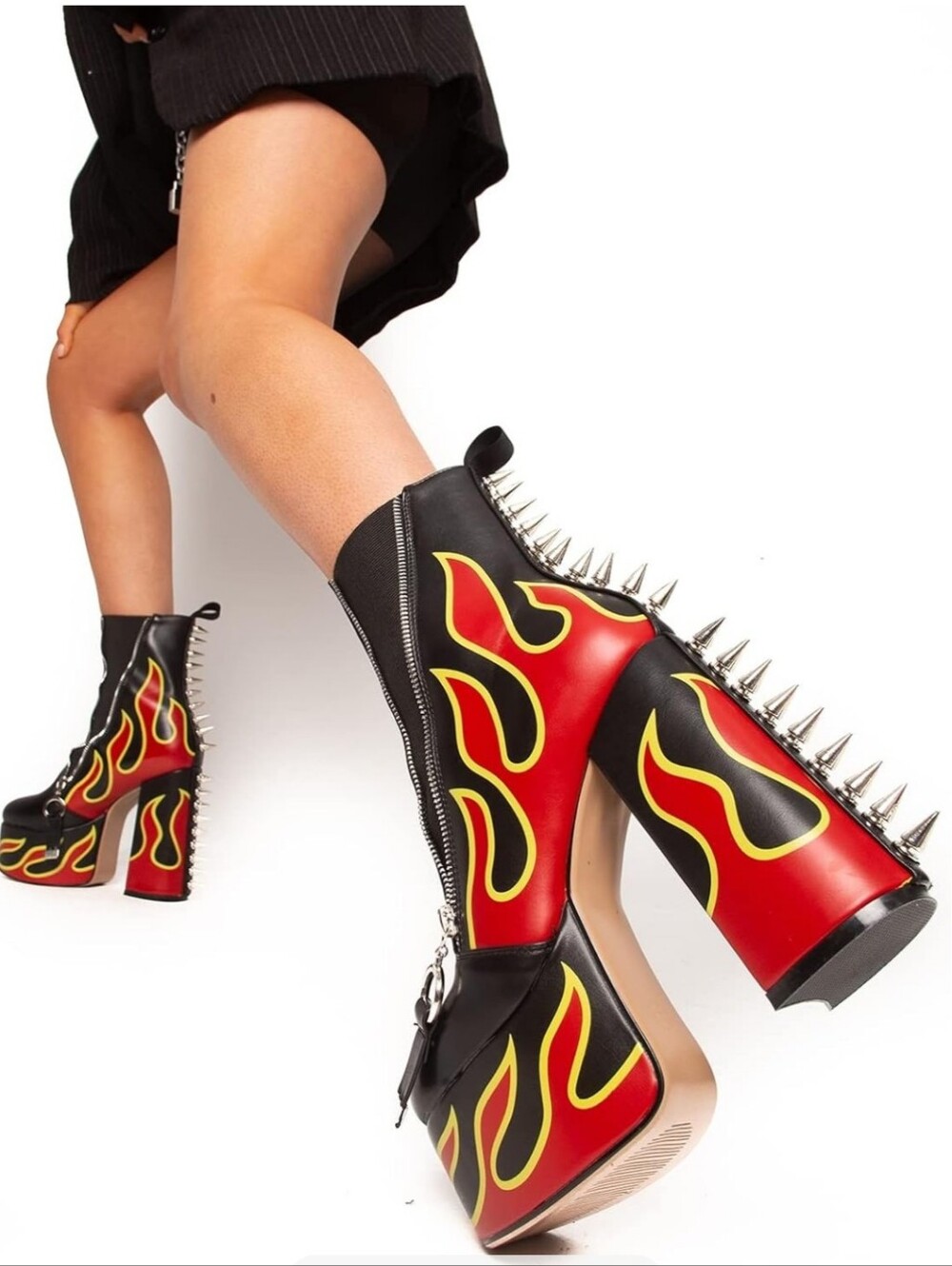 LAMODA Women's Sizzlin' Hot Ankle Boot With Flames And Spikes Size 7 NWOT'S